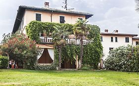 La Villa Del Lago